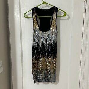 Guess sz XS-small, gold and silver sequined tunic